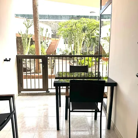 Guinea * Playa del Ingles (Gran Canaria)